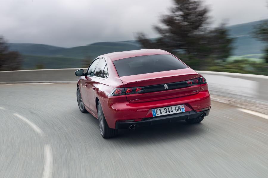  Peugeot 508 GT 2018 года  (WW) (фото 26 из 42)